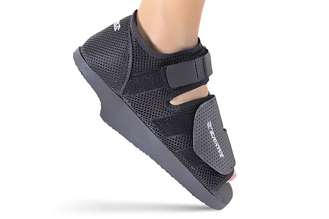 Sandália em Cunha para Retropé